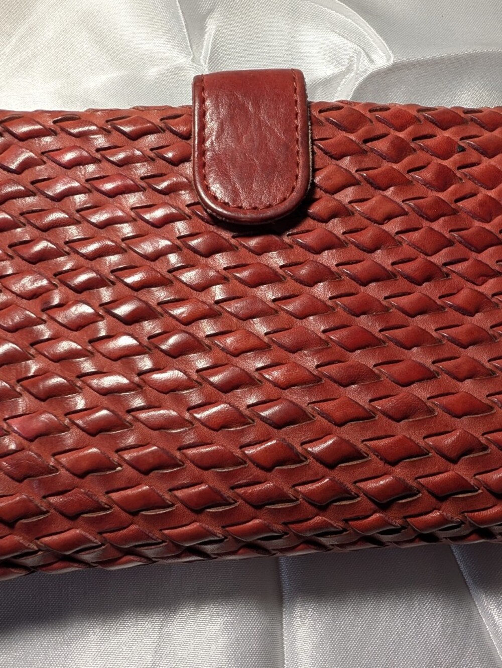 Red Woven Vintage Vilenca Holland Soft Leather Wallet Card Slots Zipper And Snap